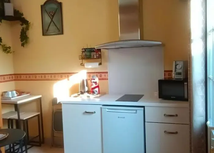 Charmante Petite Dependance *